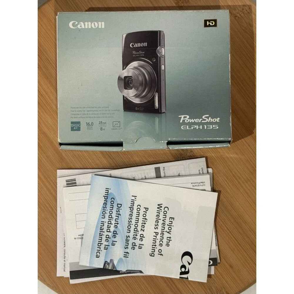 Canon PowerShot ELPH 135 16MP Digital Camera Silver Battery, Charger Etc. Clean